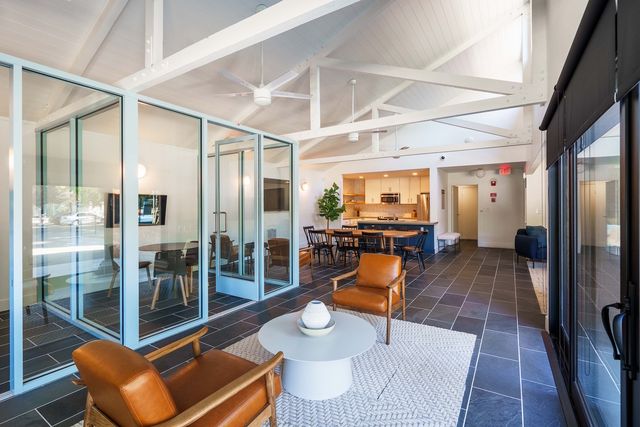22294 City Center Dr #2-2208, Hayward, CA 94541