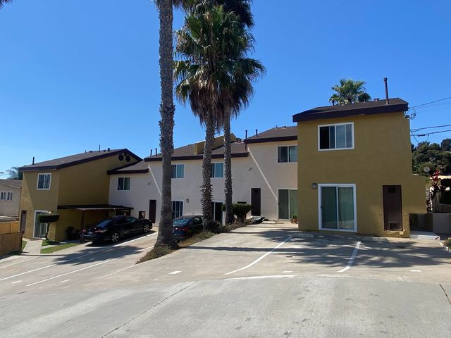 5765 Lauretta St #208, San Diego, CA 92110