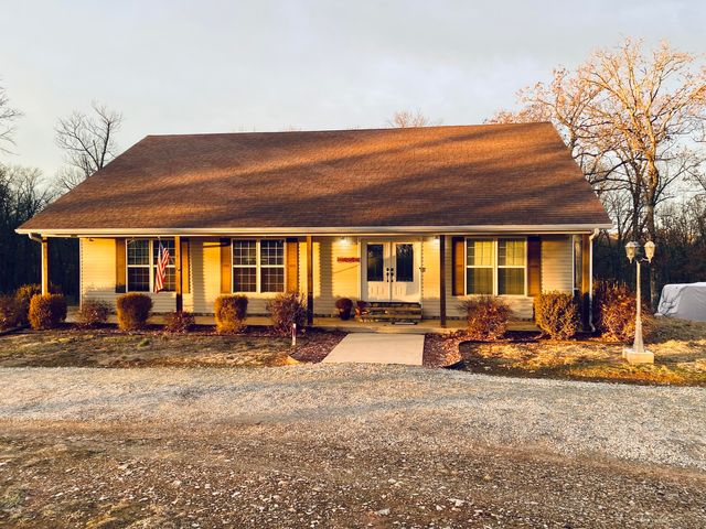 5019 Private Road 8948, West Plains, MO 65775