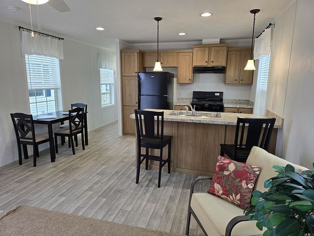 55 Shamrock Dr, Lackawanna, NY 14218