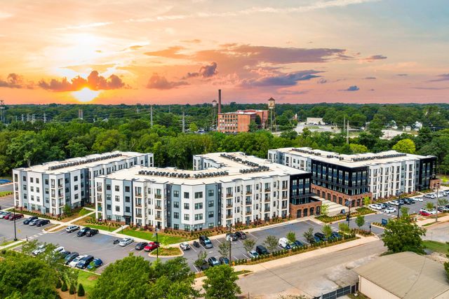 1121 Tsali Cir #2412, Greenville, SC 29601