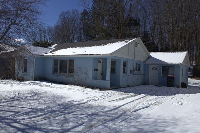 429 Marion St, Corry, PA 16407