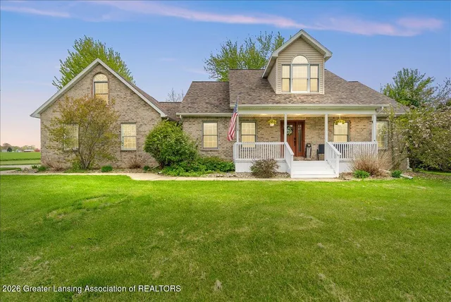 5233 W  Taft Rd, Saint Johns, MI 48879