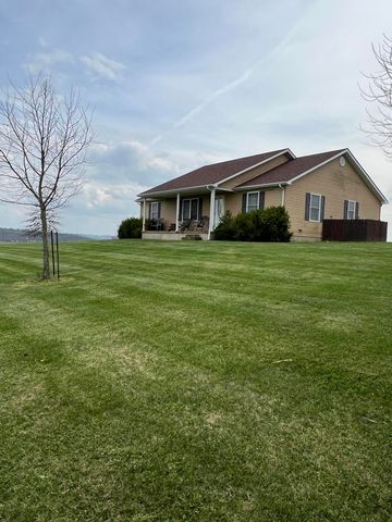 549 Moores Ln, Hustonville, KY 40484