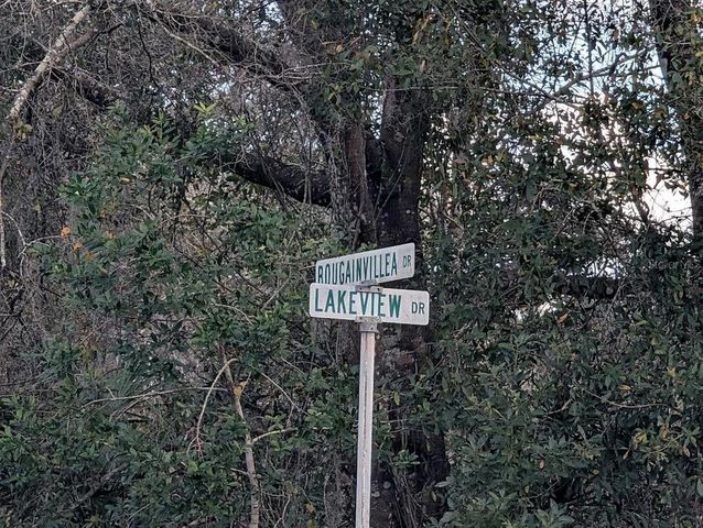 1005 Bougainville Dr #10, Indian Lake Estates, FL 33855