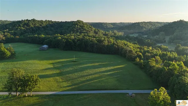 2405 Barney School Rd #1, Campbellsville, KY 42718
