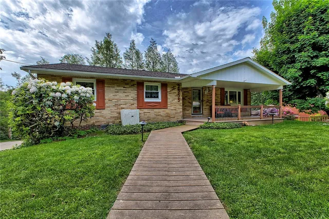 2555 Warren Rd, Indiana, PA 15701