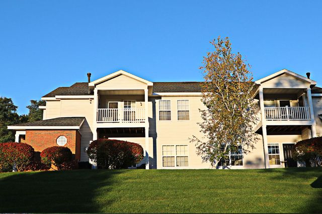 1000 Kenwood Ct #0a1730a36, Latham, NY 12110