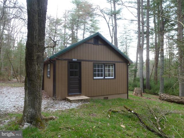 1499 Pine Grove Rd, Gardners, PA 17324