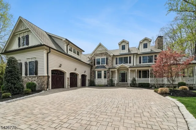 20 Pheasant Ln, Scotch Plains, NJ 07076