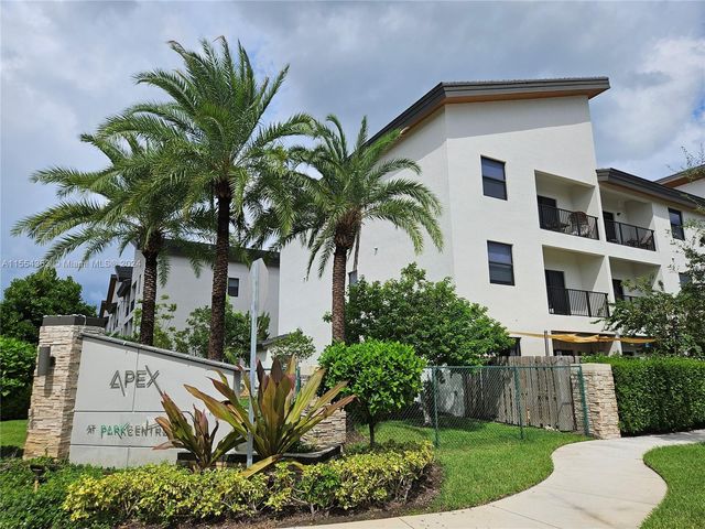 8151 NW 104th Ave #34, Doral, FL 33178