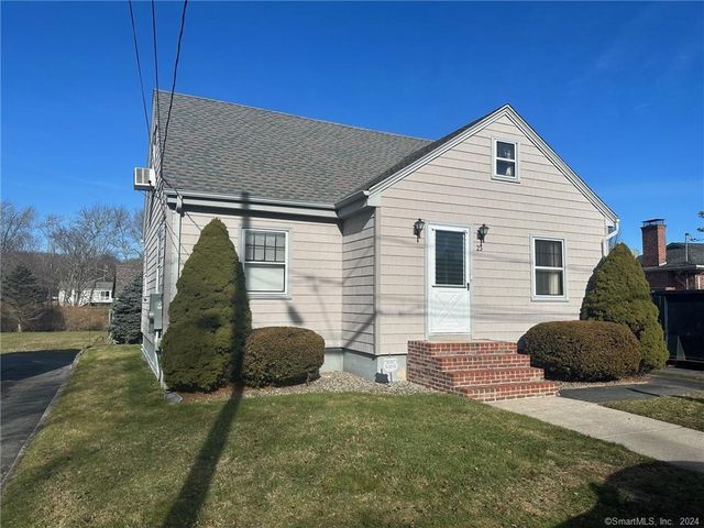 23 Rossi Ave, Pawcatuck, CT 06379