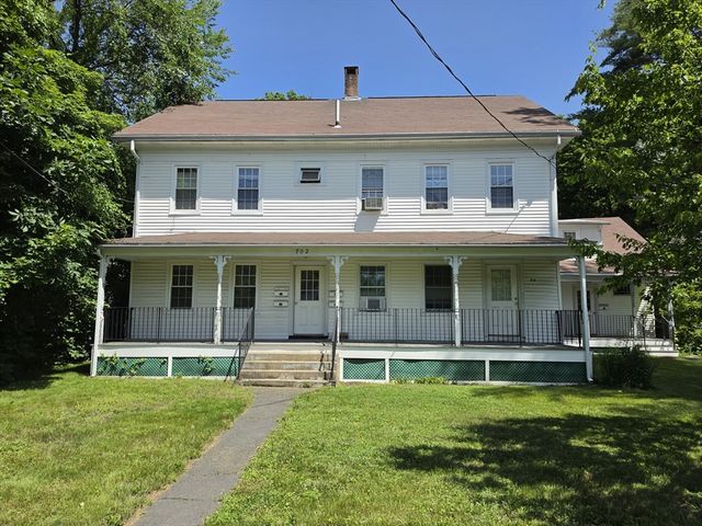 702-704 Main St, Amherst, MA 01002