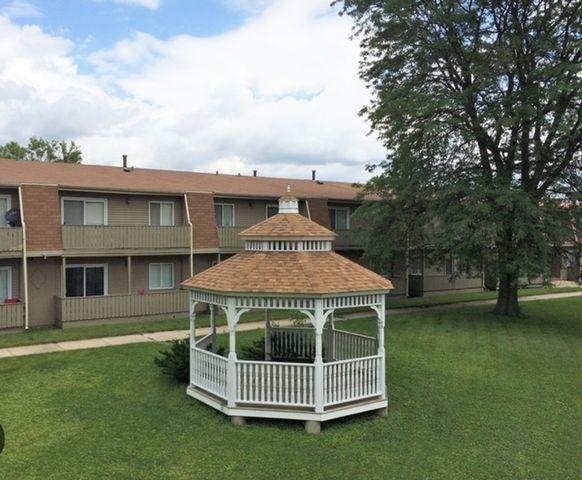 15928-38 S  Leclaire Ave #15928-218, Oak Forest, IL 60452