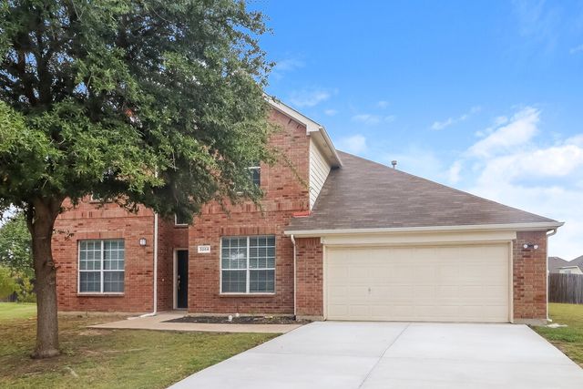 3204 Silver Point Ct, Mansfield, TX 76063