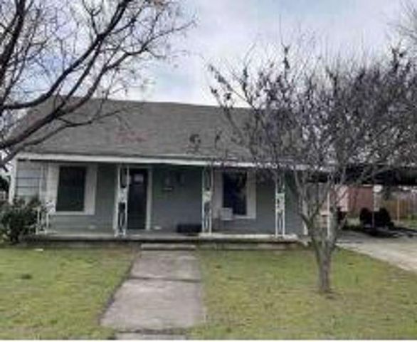 307 N  Trappier St, Alvord, TX 76225