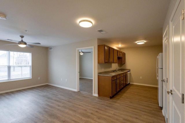 33 W  Morrill Ave #301, Columbus, OH 43207