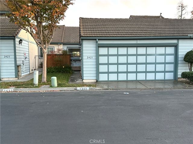 2421 Hawthorn Gln, Escondido, CA 92027