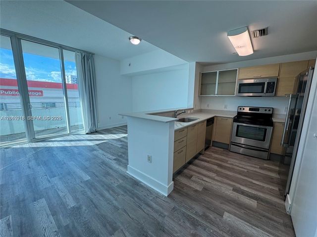 350 NE 24th St #514, Miami, FL 33137