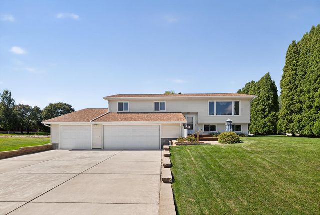 1611 N  Oak St, Lake City, MN 55041