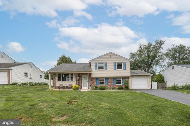 1469 Maguire Ln, Warminster, PA 18974