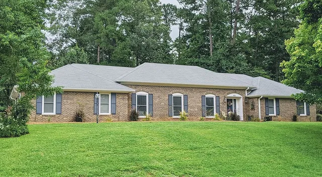 430 46th Ct, Meridian, MS 39305