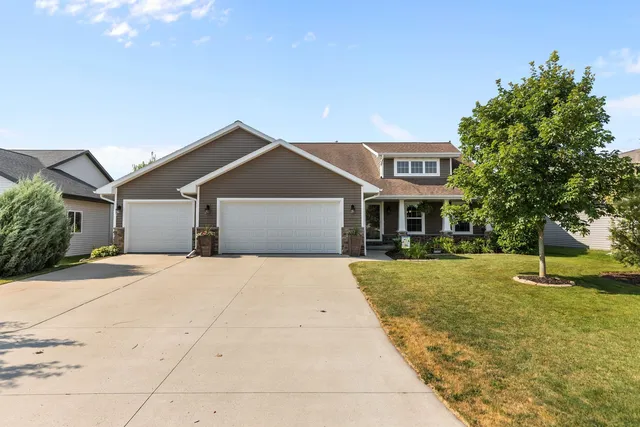 4761 N  Thistle Ln, Appleton, WI 54913