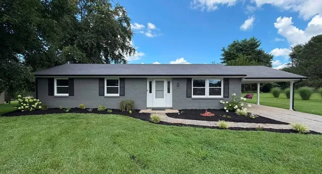 150 Denise Dr, Lebanon, KY 40033
