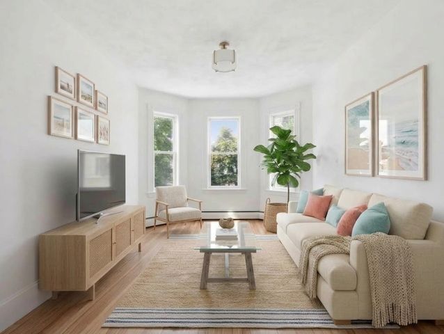9 Hatch St #2, South Boston, MA 02127