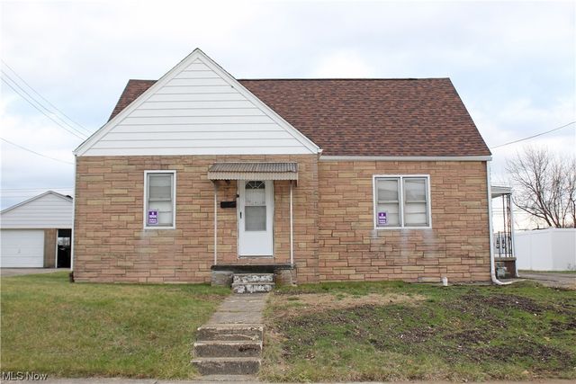 213 Heights St, Weirton, WV 26062