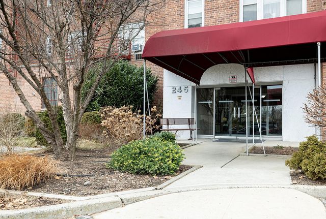 245 Rumsey Road #7O, Yonkers, NY 10701