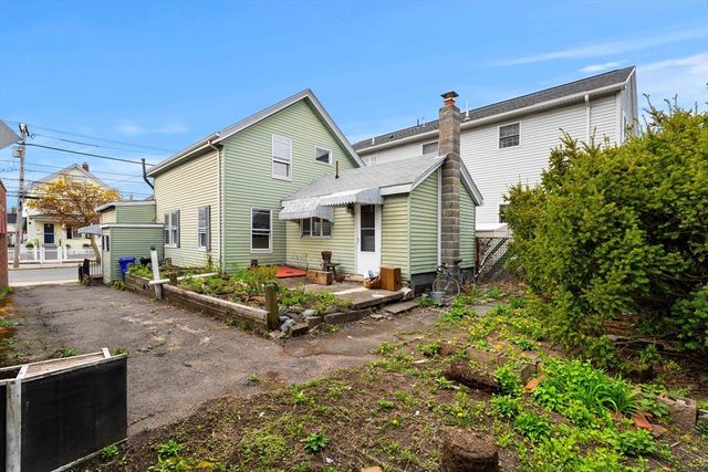 322-324 Pearl St, Malden, MA 02148
