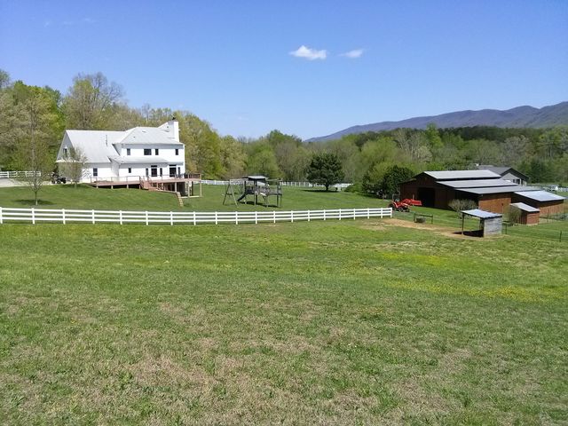 3454 6 Mile Rd, Maryville, TN - 4 Bed, 4.5 Bath Single ...