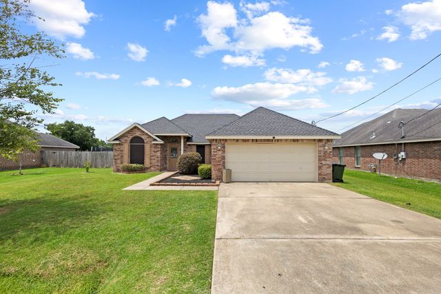 5470 Westmeadow Ln, Lumberton, TX 77657