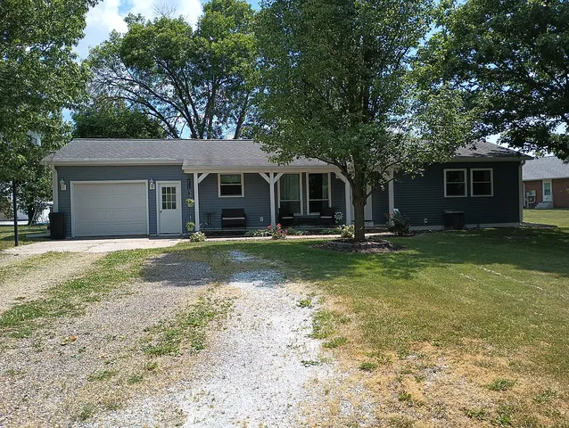 533 N  Madison St, Carthage, IL 62321