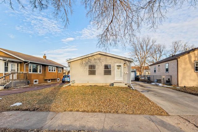 420 S  Lyndale Ave, Sioux Falls, SD 57104