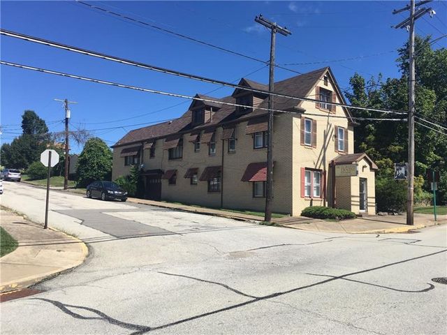 401 Broad Ave, Belle Vernon, PA 15012