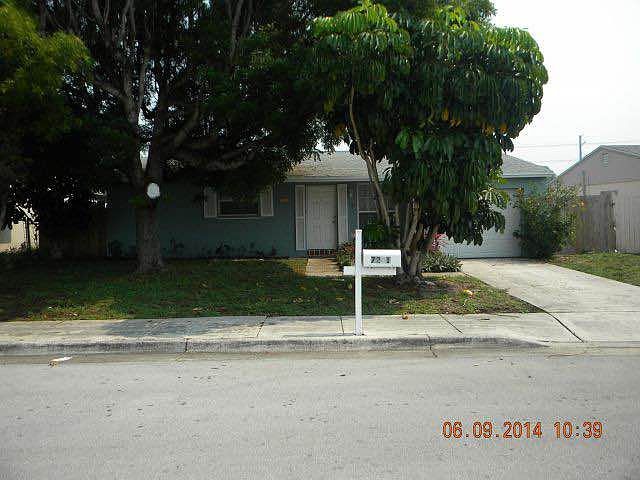 7241 Southgate Blvd, Pompano Beach, FL 33068