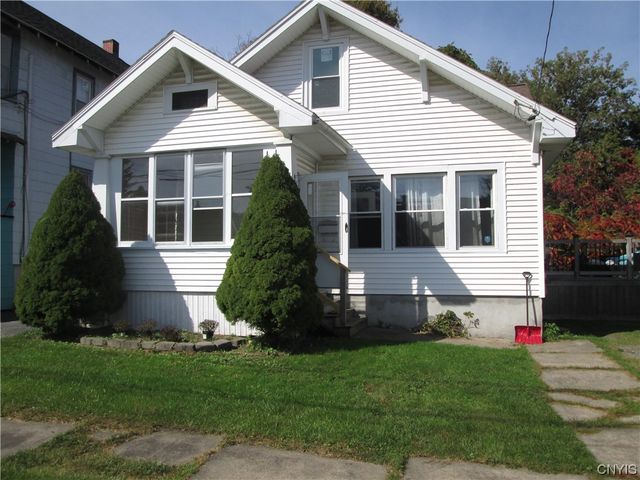 29 Russell Ave, Yorkville, NY 13495