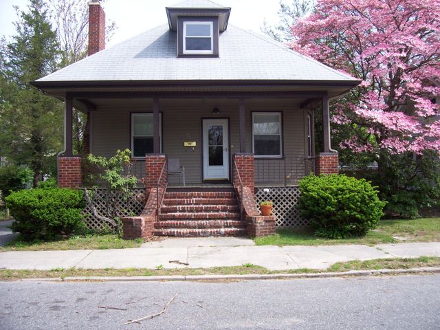 326 Fulton St, Millville, NJ 08332