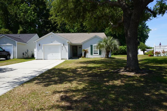 673 Oakhurst Dr, Myrtle Beach, SC 29579