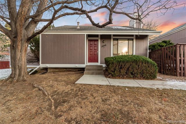 3840 S Genoa Court #B, Aurora, CO 80013