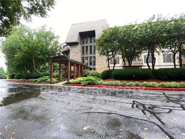 1418 Highland Bluff Dr SE, Atlanta, GA 30339