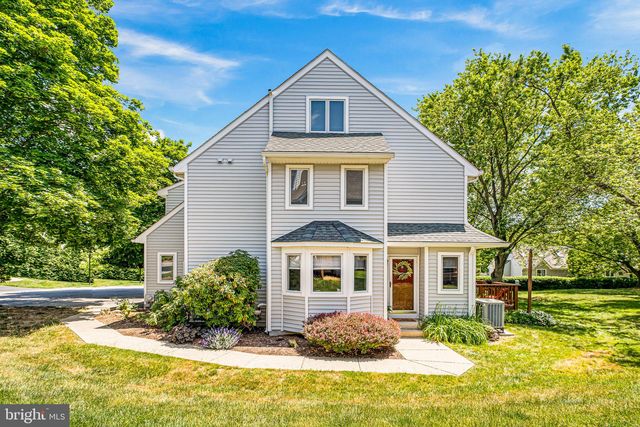 27 S  Orchard Ave, Kennett Square, PA 19348