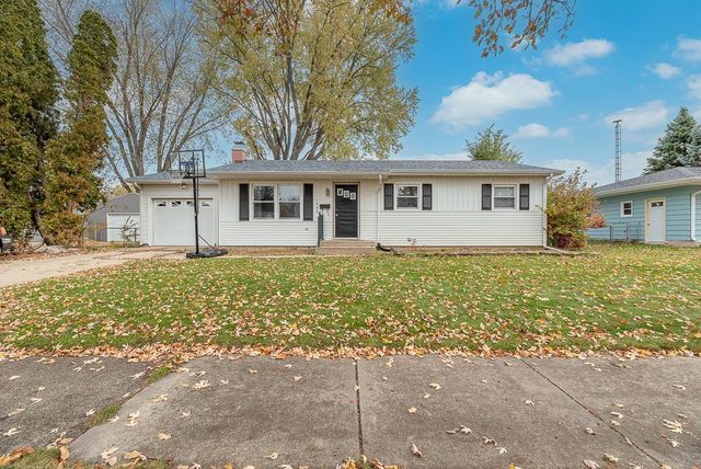1523 South Arch Street, Janesville, WI 53546