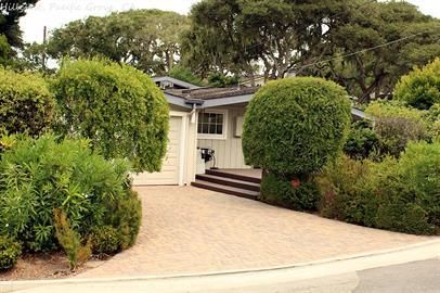 376 Hillcrest Ave, Pacific Grove, CA 93950