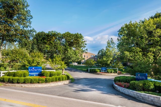275 S  Bryn Mawr Ave #A05, Bryn Mawr, PA 19010