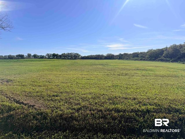 Weeks Rd, Foley, AL 36535