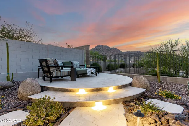 21186 W HILLCREST Boulevard, Buckeye, AZ 85396