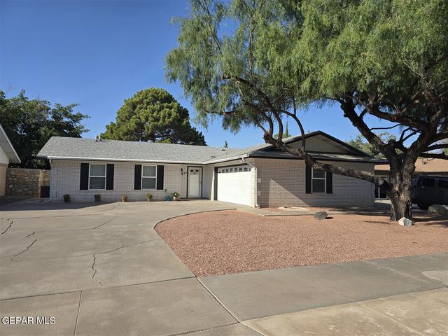 10824 Gloster Ct, El Paso, TX 79935